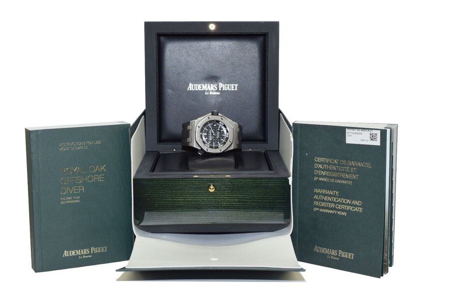 Audemars Piguet Royal Oak Offshore 15710ST.OO.A002CA.01
